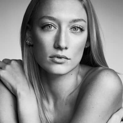 Agenzia Modelle Brescia &bull; AFEF D &bull; Donna