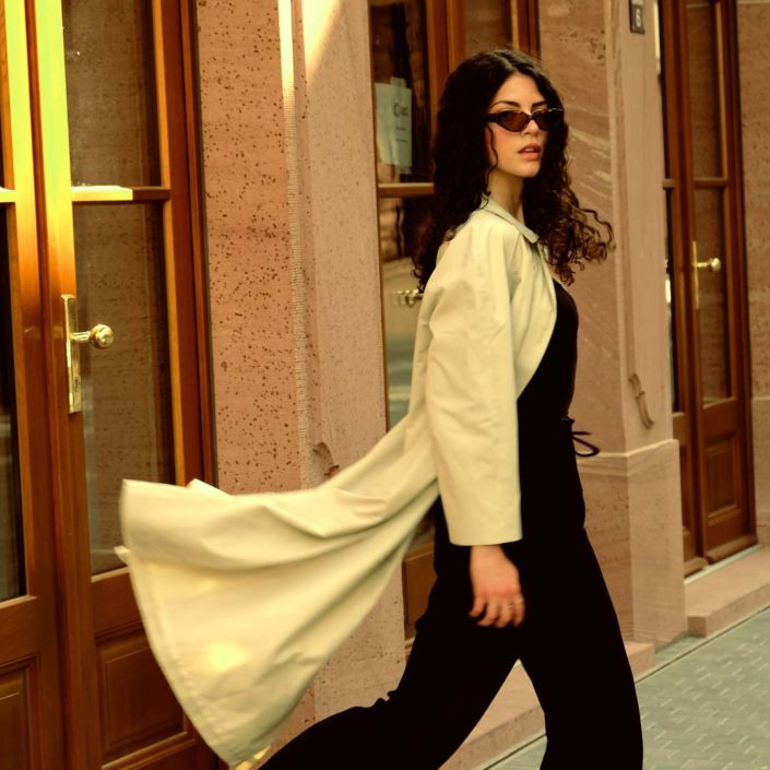 Agenzia Modelle Brescia • DEBORA A • NEW FACES, Fotomodella Over 20, Fotomodello Under 18, Fotomodella