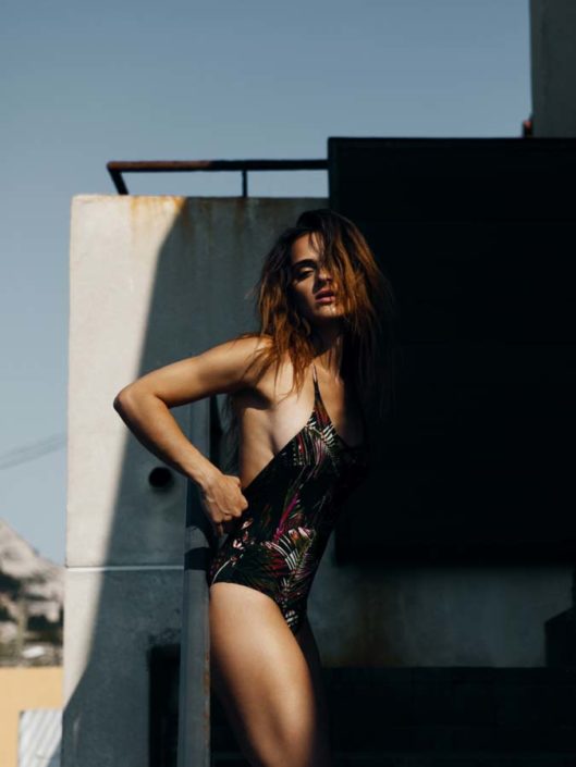 Agenzia Modelle Brescia • ELIYA A • DEVELOPMENT, Fotomodella Legs / Hand, Fotomodella Over 30, Fotomodella Over 20