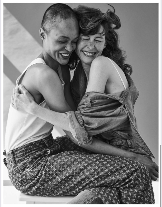 Agenzia Modelle Brescia &bull; EVA A &bull; WOMEN, Fotomodella Legs / Hand, Fotomodella Over 30