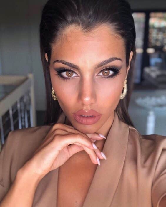 Agenzia Modelle Brescia • FEDERICA TO • NEW FACES, Fotomodella Over 20, Fotomodello Under 18, Fotomodella