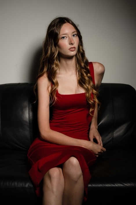 Agenzia Modelle Brescia • FLAVIA A • WOMEN, Fotomodella Legs / Hand, Fotomodella Over 20