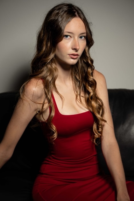 Agenzia Modelle Brescia • FLAVIA A • WOMEN, Fotomodella Legs / Hand, Fotomodella Over 20
