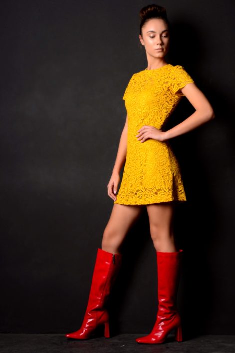 Agenzia Modelle Brescia • FLAVIA M • WOMEN, Fotomodella Legs / Hand, Fotomodella Over 30, Fotomodella Over 20