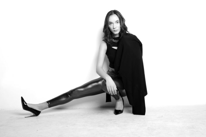 Agenzia Modelle Brescia • FLAVIA M • WOMEN, Fotomodella Legs / Hand, Fotomodella Over 30, Fotomodella Over 20