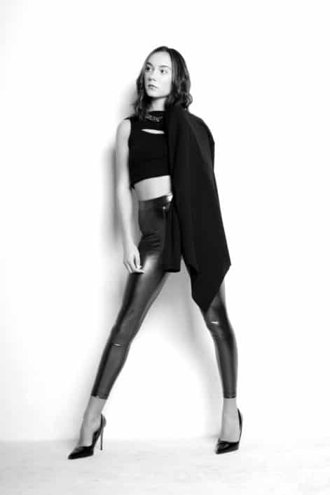 Agenzia Modelle Brescia • FLAVIA M • WOMEN, Fotomodella Legs / Hand, Fotomodella Over 30, Fotomodella Over 20