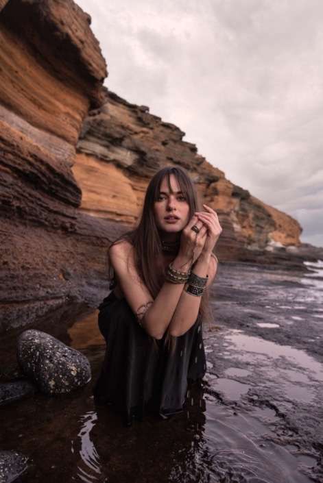 Agenzia Modelle Brescia &bull; FRANCESCA BAC &bull; WOMEN, Fotomodella Legs / Hand, Fotomodella Over 20