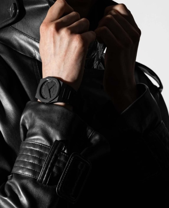 Agenzia Modelle Brescia • FRANCESCA CAM • WOMEN, Fotomodella Legs / Hand, Fotomodella Over 20