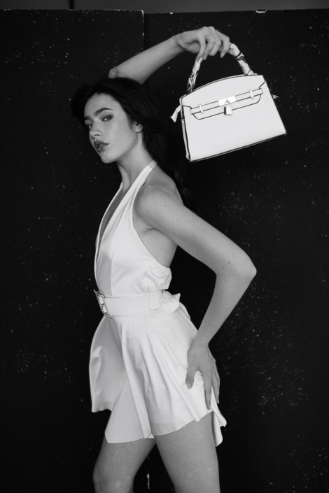 Agenzia Modelle Brescia &bull; GIADA R &bull; Fotomodella Legs / Hand, Fotomodella Over 30, Fotomodella Over 20, INK