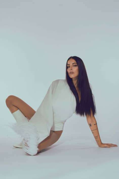 Agenzia Modelle Brescia &bull; GIULIA AC &bull; Fotomodella Influencer, Fotomodella Legs / Hand, Fotomodella Over 30