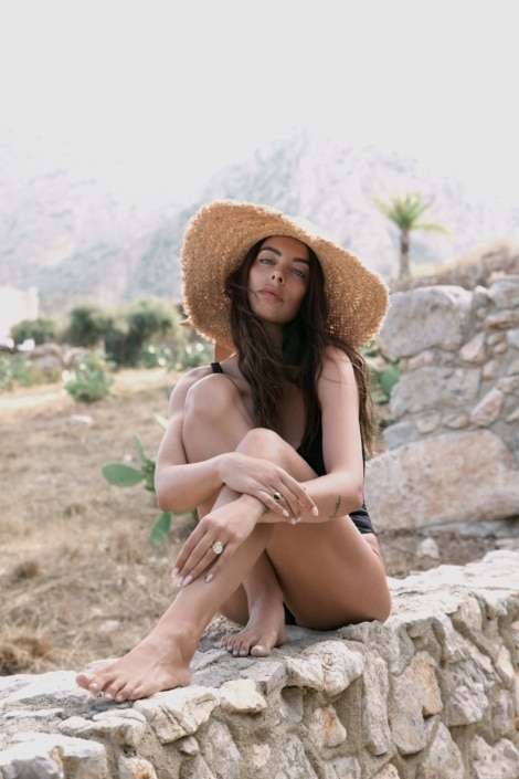 Agenzia Modelle Brescia &bull; GIULIA AC &bull; Fotomodella Influencer, Fotomodella Legs / Hand, Fotomodella Over 30