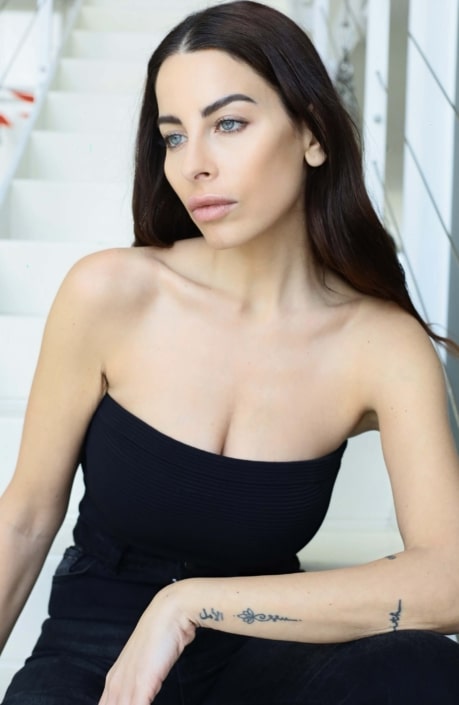 Agenzia Modelle Brescia • GIULIA AC • Fotomodella Influencer, Fotomodella Legs / Hand, Fotomodella Over 30