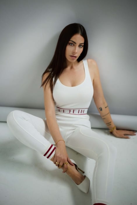 Agenzia Modelle Brescia • GIULIA AC • Fotomodella Influencer, Fotomodella Legs / Hand, Fotomodella Over 30