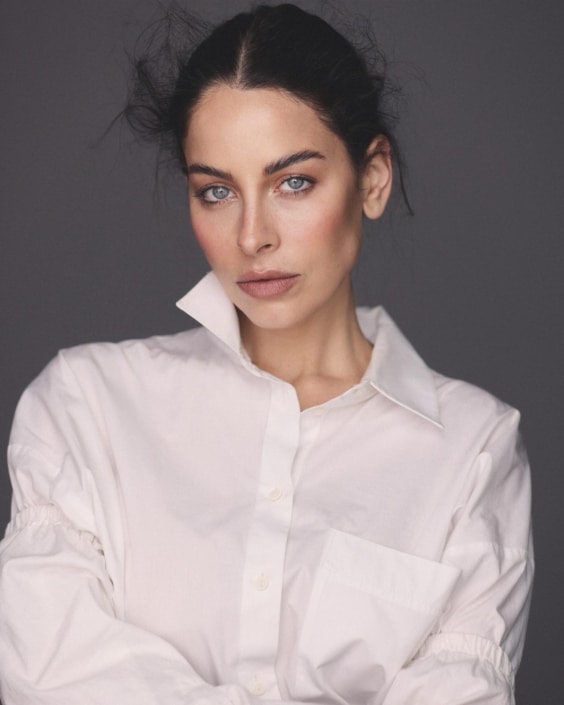 Agenzia Modelle Brescia &bull; GIULIA AC &bull; Fotomodella Influencer, Fotomodella Legs / Hand, Fotomodella Over 30