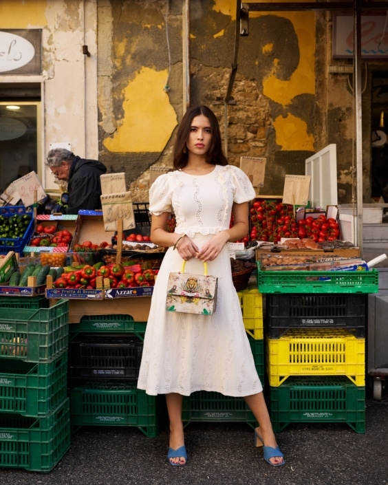 Agenzia Modelle Brescia • GIULIA LC • NEW FACES, Fotomodella Over 20, Fotomodello Under 18, Fotomodella