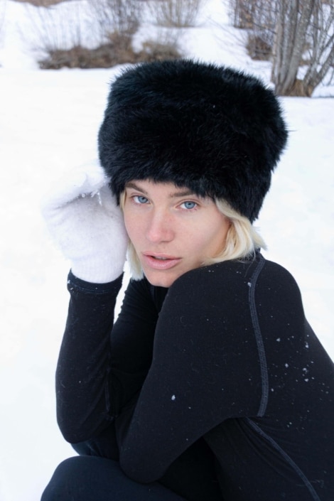 Agenzia Modelle Brescia &bull; GIULIA ZAN &bull; Fotomodella Influencer, WOMEN, Fotomodella Legs / Hand, Fotomodella Over 20, PIEDE/SHOES 37