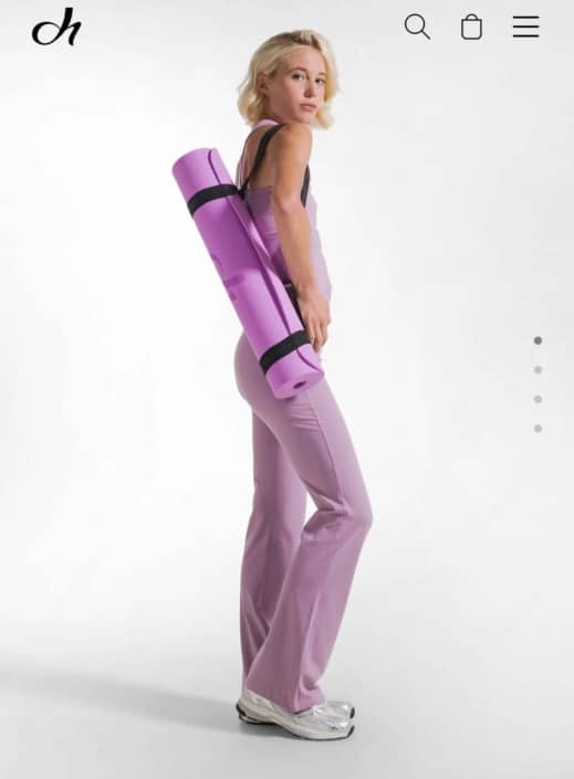 Agenzia Modelle Brescia &bull; GIULIA ZAN &bull; Fotomodella Influencer, WOMEN, Fotomodella Legs / Hand, Fotomodella Over 20, PIEDE/SHOES 37