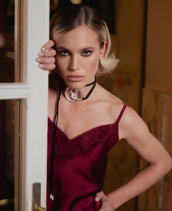 Agenzia Modelle Brescia &bull; GIULIA ZAN &bull; Fotomodella Influencer, WOMEN, Fotomodella Legs / Hand, Fotomodella Over 20, PIEDE/SHOES 37