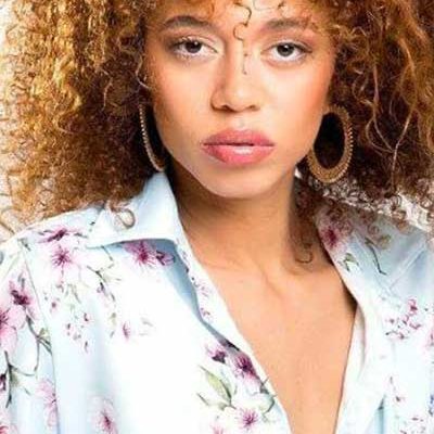 Agenzia Modelle Brescia &bull; Gaia Z &bull; Donna