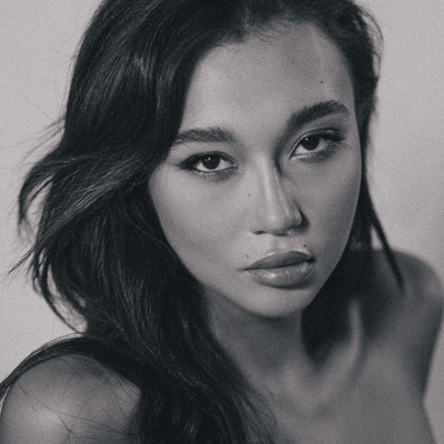 Agenzia Modelle Brescia &bull; DASHA B &bull; Donna