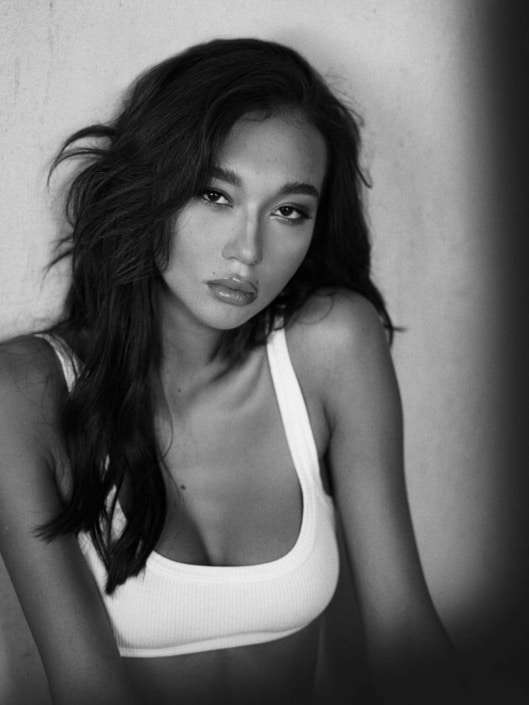 Agenzia Modelle Brescia &bull; GRETA LAURA R &bull; WOMEN, Fotomodella Legs / Hand, Fotomodella Over 30