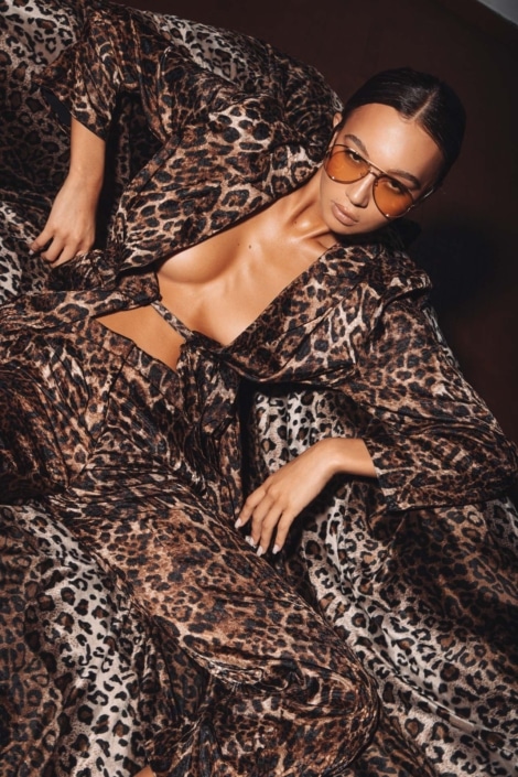 Agenzia Modelle Brescia • GRETA LAURA R • WOMEN, Fotomodella Legs / Hand, Fotomodella Over 30