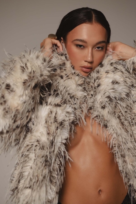 Agenzia Modelle Brescia • GRETA LAURA R • WOMEN, Fotomodella Legs / Hand, Fotomodella Over 30