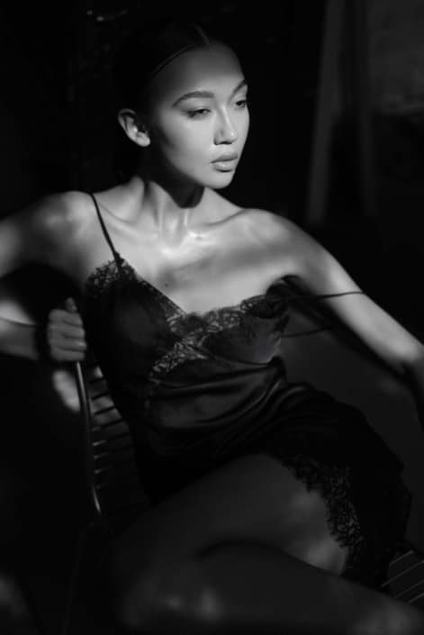 Agenzia Modelle Brescia • GRETA LAURA R • WOMEN, Fotomodella Legs / Hand, Fotomodella Over 30