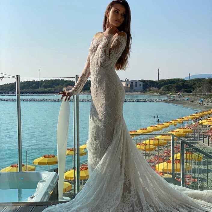 Agenzia Modelle Brescia • IRENE CA • Fotomodella Influencer, WOMEN