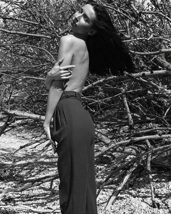 Agenzia Modelle Brescia • INNA Z • WOMEN, Fotomodella Legs / Hand, Fotomodella Over 30, Fotomodella Over 20, PIEDE/SHOES 37
