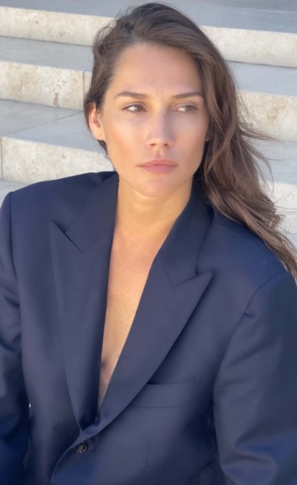 Agenzia Modelle Brescia • JANA G • Fotomodella Influencer, WOMEN, Fotomodella Over 20