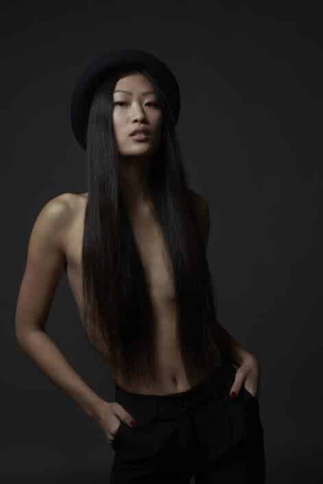 Agenzia Modelle Brescia • JIAOYA L • NEW FACES, Fotomodella, Fotomodella Asiatica, PIEDE/SHOES 37