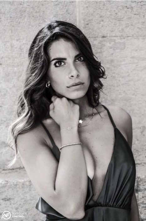 Agenzia Modelle Brescia • LAURA DF • NEW FACES, Fotomodella Over 20, Fotomodello Under 18, Fotomodella