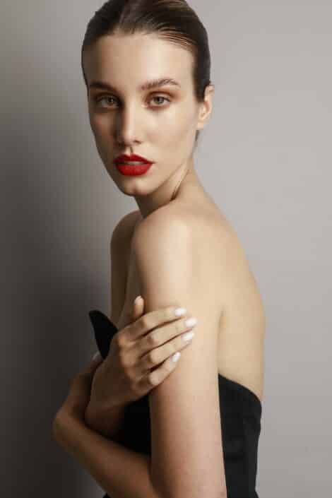 Agenzia Modelle Brescia • LINDA B • Fotomodella Influencer, WOMEN, Fotomodella Over 20