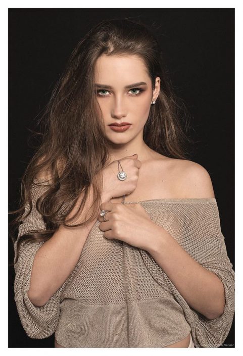 Agenzia Modelle Brescia • Maria C • NEW FACES, Fotomodella Over 20, Fotomodello Under 18, Fotomodella