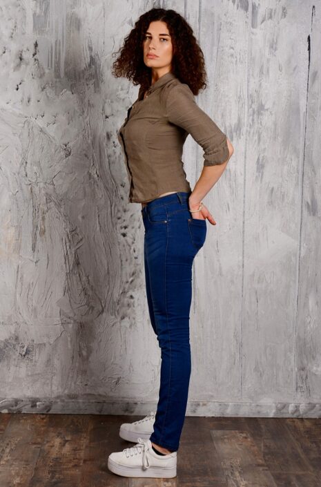 Agenzia Modelle Brescia • MARIA V • DEVELOPMENT, Fotomodella Legs / Hand, Fotomodella Over 30, Fotomodella Over 20