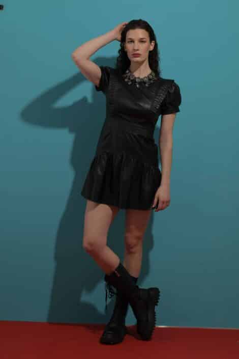 Agenzia Modelle Brescia • MARIA V • DEVELOPMENT, Fotomodella Legs / Hand, Fotomodella Over 30, Fotomodella Over 20