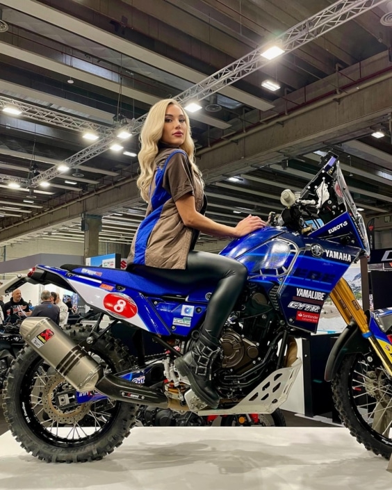 Agenzia Modelle Brescia • MARIELLE T • WOMEN, Fotomodella Legs / Hand, Fotomodella Over 30, Fotomodella Over 20