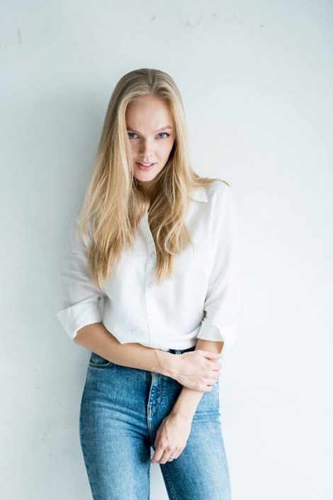 Agenzia Modelle Brescia • MARINA K • WOMEN, Fotomodella Legs / Hand, Fotomodella Over 30, PIEDE/SHOES 37