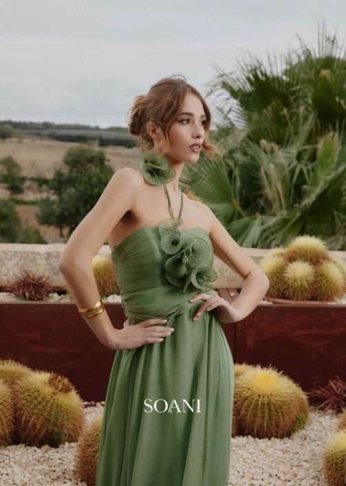 Agenzia Modelle Brescia &bull; MARTINA BR &bull; Fotomodella Influencer, WOMEN, Fotomodella Legs / Hand, Fotomodella Over 20