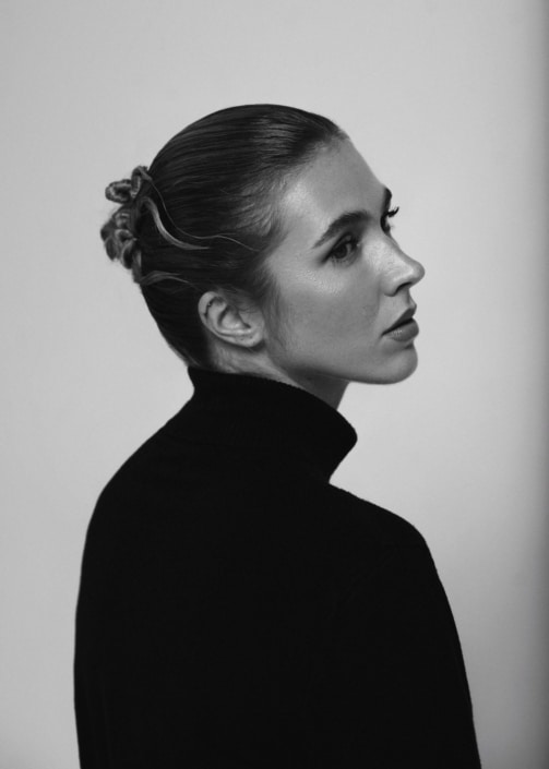 Agenzia Modelle Brescia &bull; Melanie F &bull; Fotomodella Legs / Hand, Fotomodella Over 30