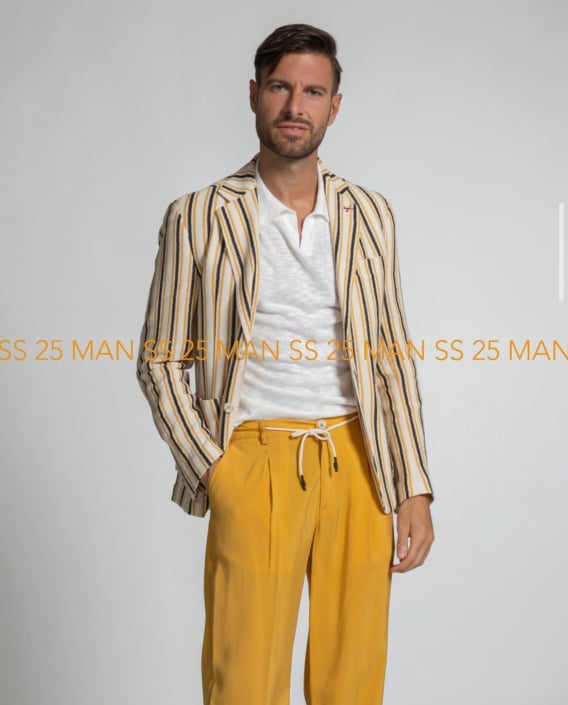 Agenzia Modelle Brescia &bull; NICOLÓ P &bull; MEN, Fotomodello Uomo