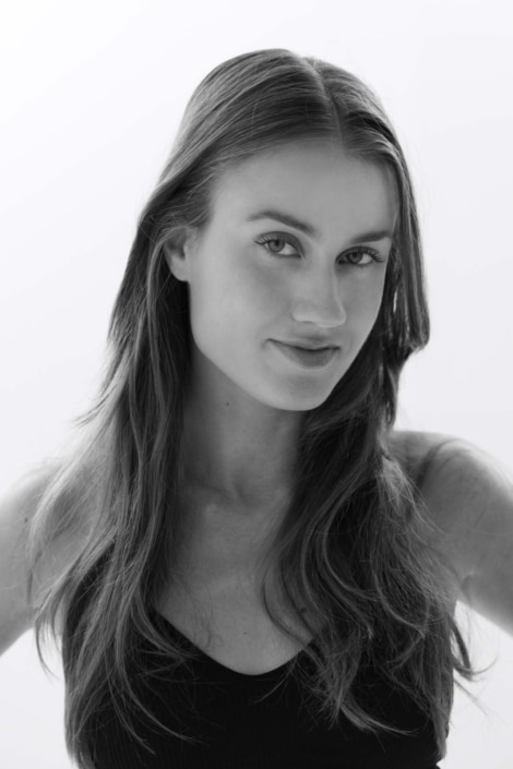 Agenzia Modelle Brescia • OLGA N • Fotomodella Influencer, WOMEN