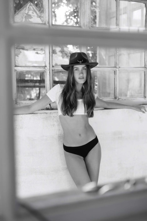 Agenzia Modelle Brescia • OLGA N • Fotomodella Influencer, WOMEN