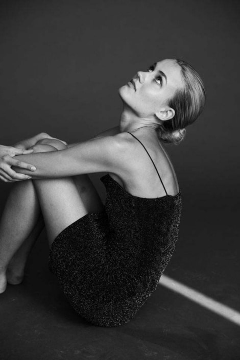 Agenzia Modelle Brescia • OLGA N • Fotomodella Influencer, WOMEN, PIEDE/SHOES 37