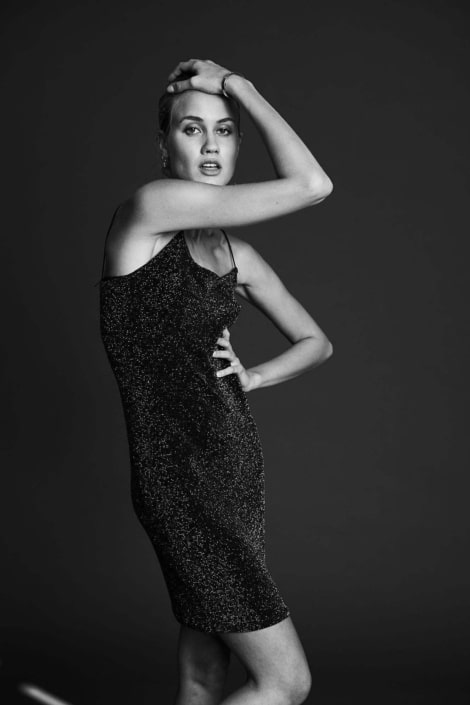 Agenzia Modelle Brescia • OLGA N • Fotomodella Influencer, WOMEN, PIEDE/SHOES 37