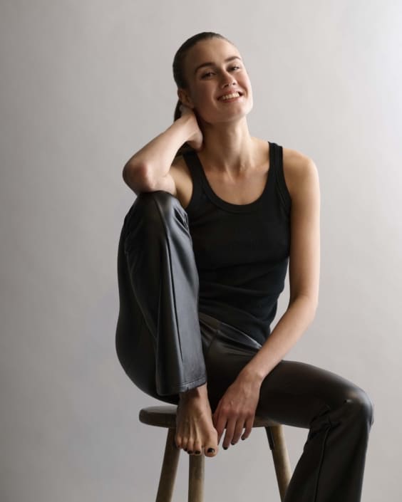 Agenzia Modelle Brescia • OLGA N • Fotomodella Influencer, WOMEN, PIEDE/SHOES 37