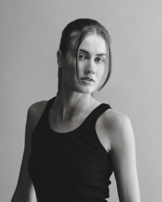 Agenzia Modelle Brescia • OLGA N • Fotomodella Influencer, WOMEN, PIEDE/SHOES 37