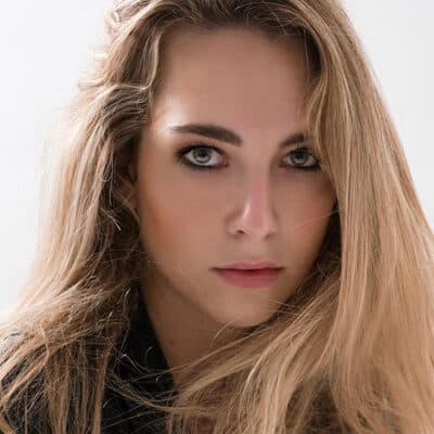 Agenzia Modelle Brescia &bull; SEVIL B &bull; Donna