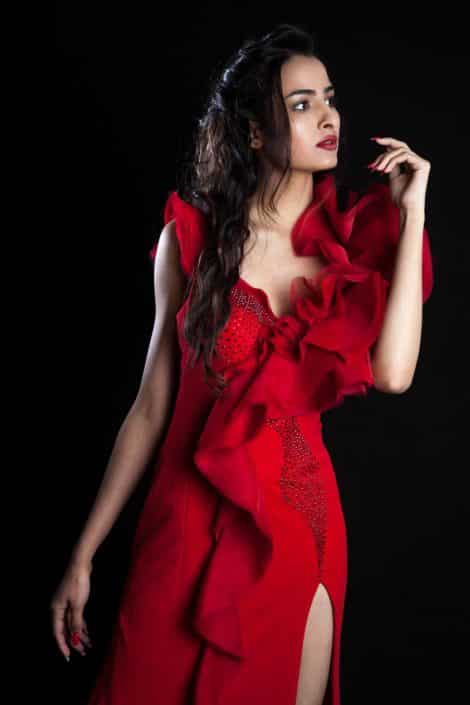 Agenzia Modelle Brescia • PRIYA S • NEW FACES, Fotomodella Over 20, Fotomodello Under 18, Fotomodella